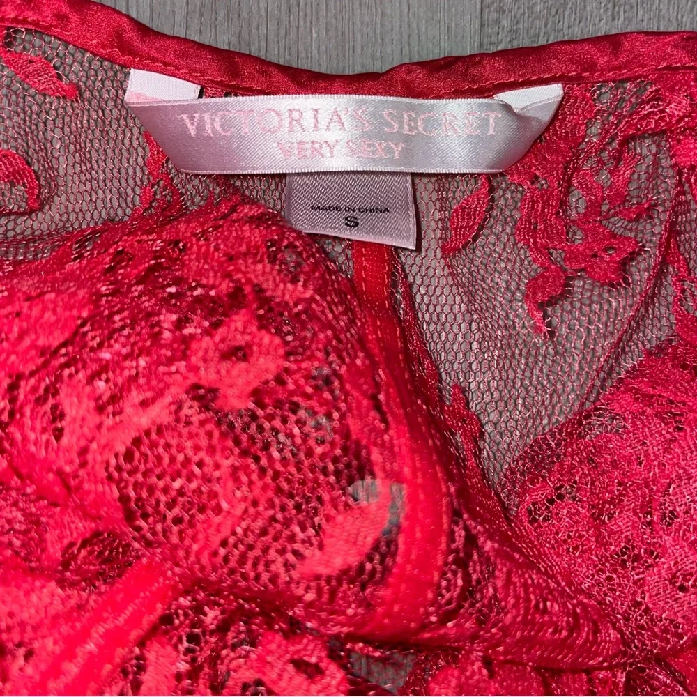 Victoria’s Secret Red Lace Lingerie S - Picture 6 of 7